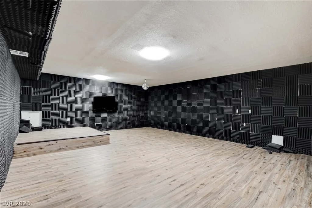 672 Los Feliz, Las Vegas, NV 89110