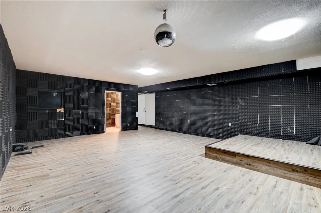672 Los Feliz, Las Vegas, NV 89110