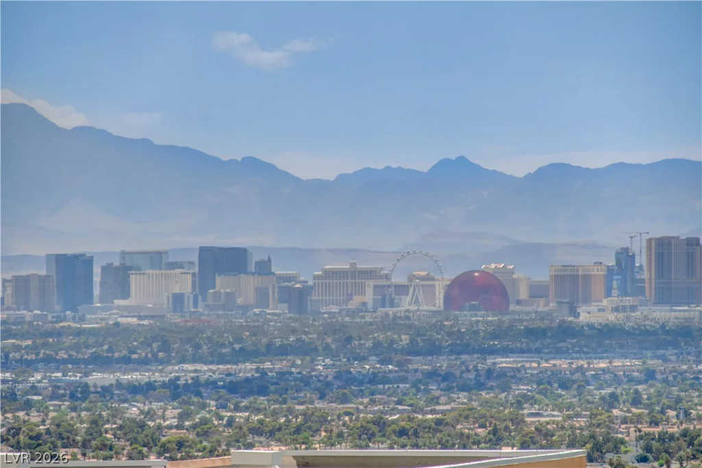 672 Los Feliz, Las Vegas, NV 89110