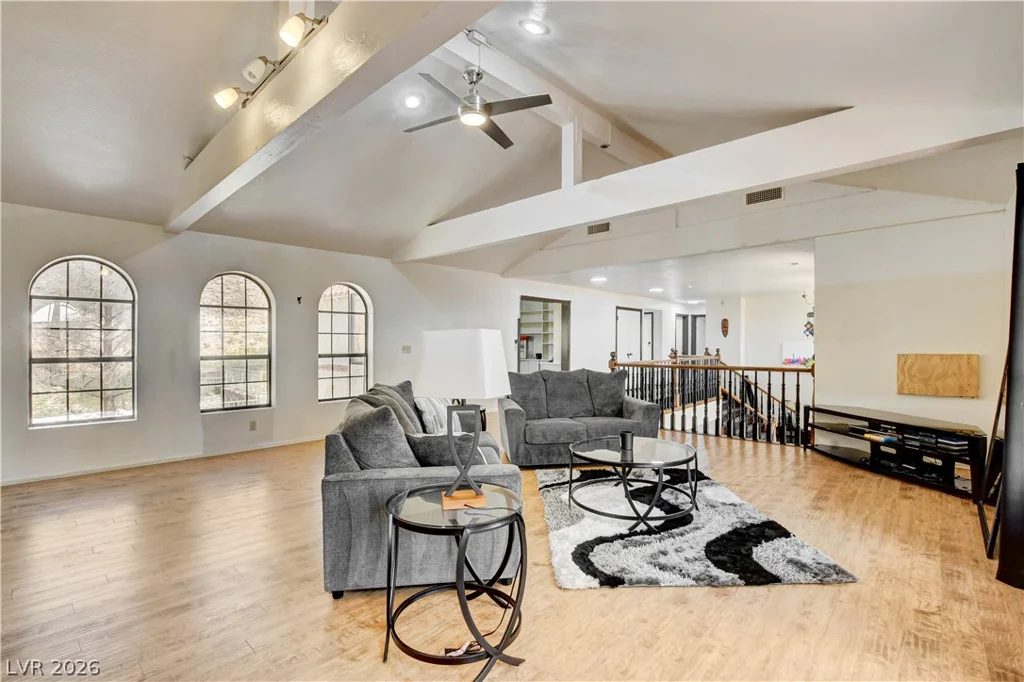 672 Los Feliz, Las Vegas, NV 89110