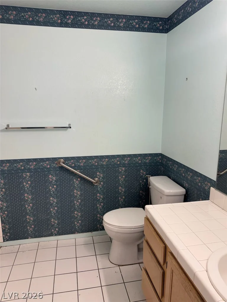 2725 Nellis, Las Vegas, NV 89121