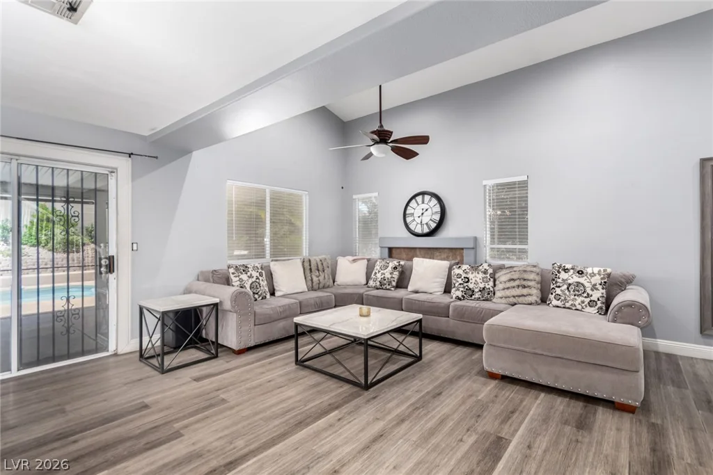 3825 Manhattan Bridge, North Las Vegas, NV 89032