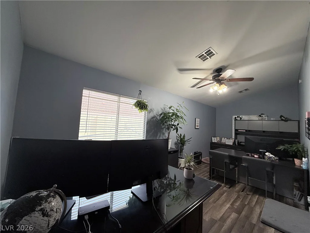 3825 Manhattan Bridge, North Las Vegas, NV 89032