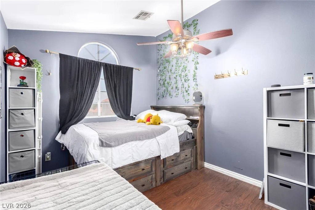 3825 Manhattan Bridge, North Las Vegas, NV 89032