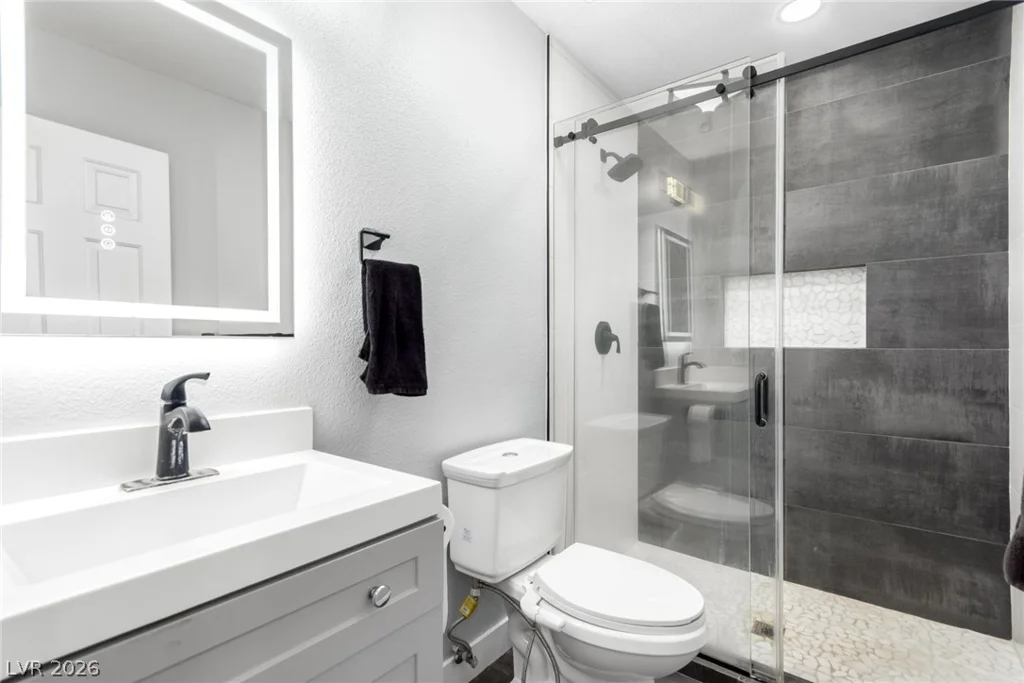 3825 Manhattan Bridge, North Las Vegas, NV 89032