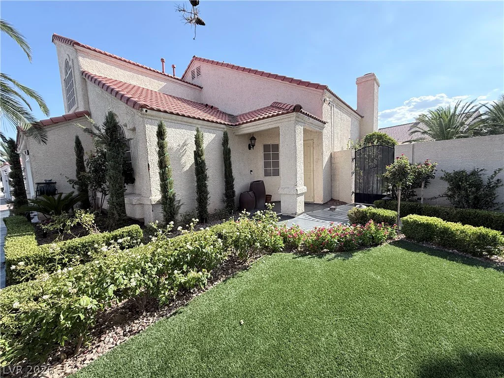 3825 Manhattan Bridge, North Las Vegas, NV 89032