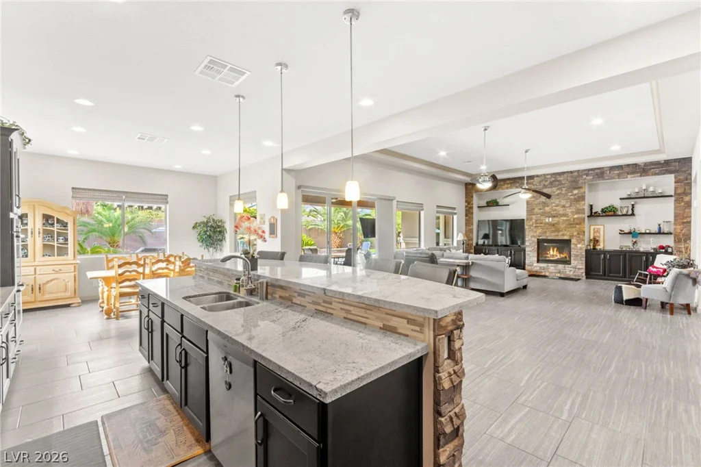 9896 Cathedral Pines, Las Vegas, NV 89149