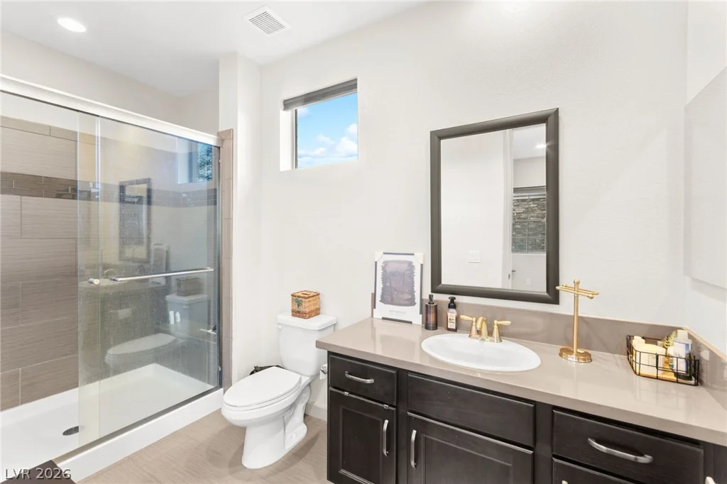 9896 Cathedral Pines, Las Vegas, NV 89149