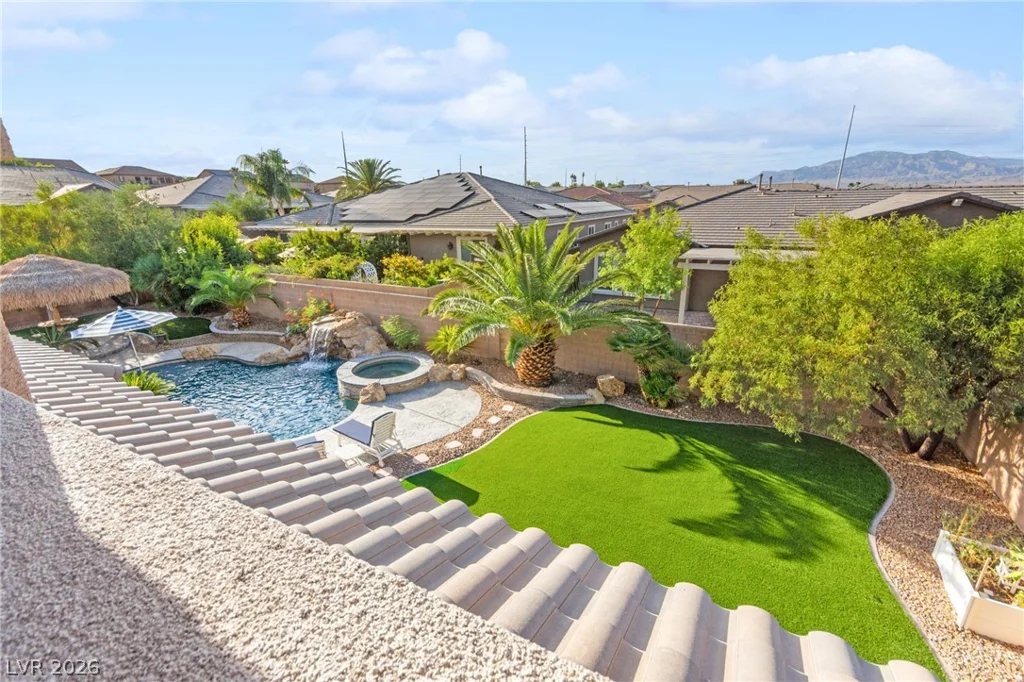 9896 Cathedral Pines, Las Vegas, NV 89149
