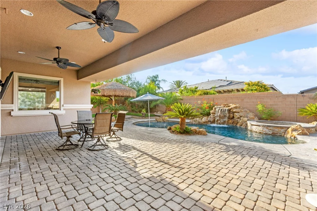 9896 Cathedral Pines, Las Vegas, NV 89149