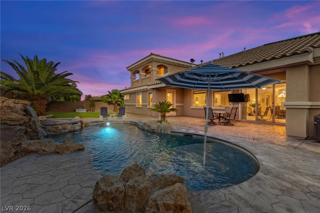 9896 Cathedral Pines, Las Vegas, NV 89149