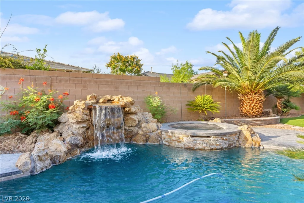 9896 Cathedral Pines, Las Vegas, NV 89149