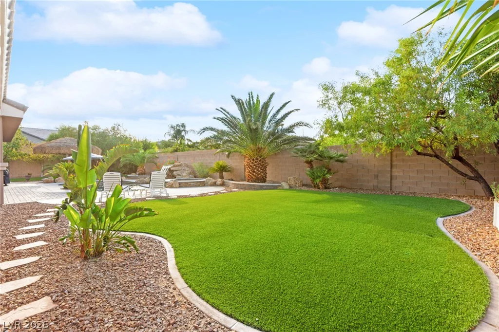 9896 Cathedral Pines, Las Vegas, NV 89149