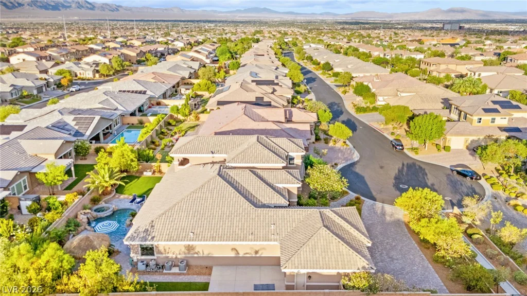 9896 Cathedral Pines, Las Vegas, NV 89149