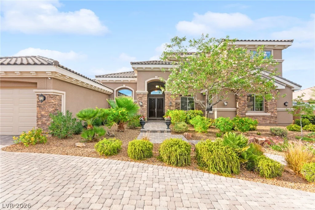 9896 Cathedral Pines, Las Vegas, NV 89149