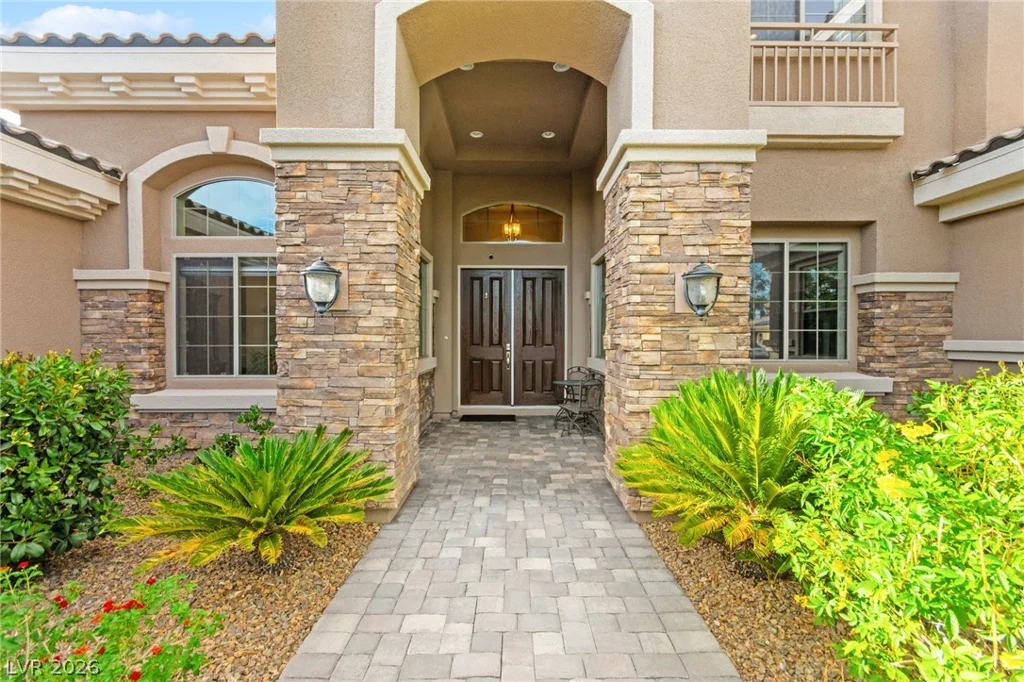 9896 Cathedral Pines, Las Vegas, NV 89149