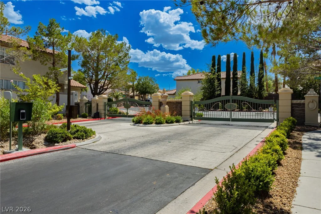 1100 Milpas, Las Vegas, NV 89134