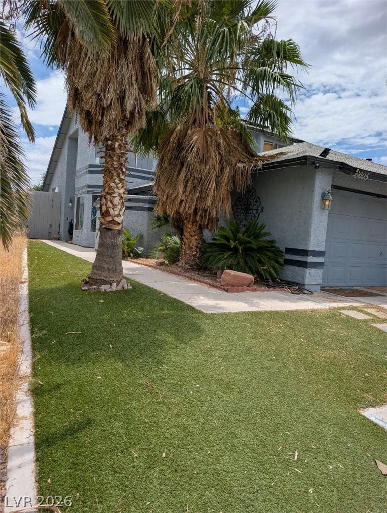 6605 Wheelbarrow Peak, Las Vegas, NV 89108