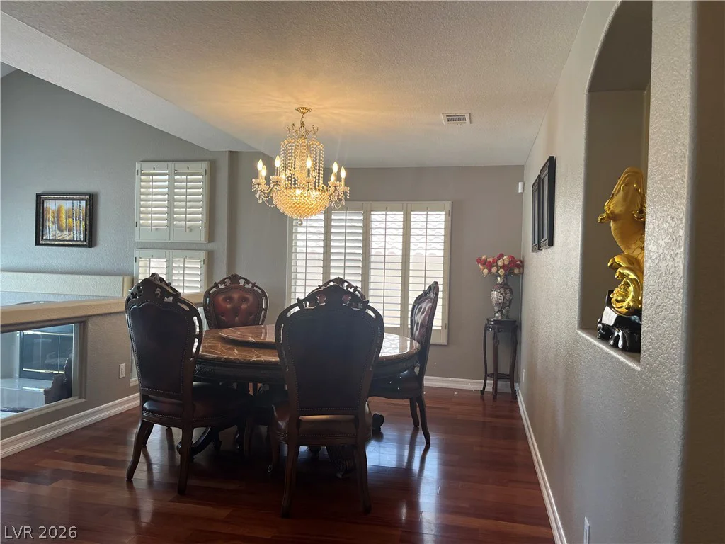 3755 Emerald Bay, Las Vegas, NV 89147