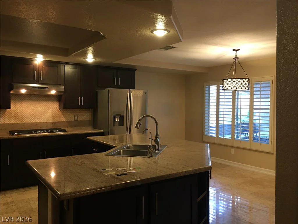 3755 Emerald Bay, Las Vegas, NV 89147