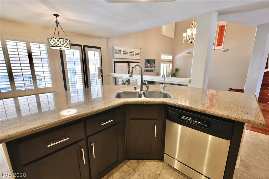 3755 Emerald Bay, Las Vegas, NV 89147