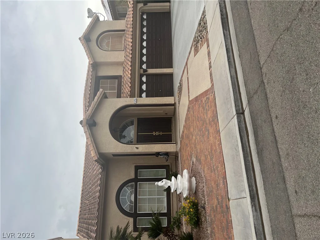 3755 Emerald Bay, Las Vegas, NV 89147