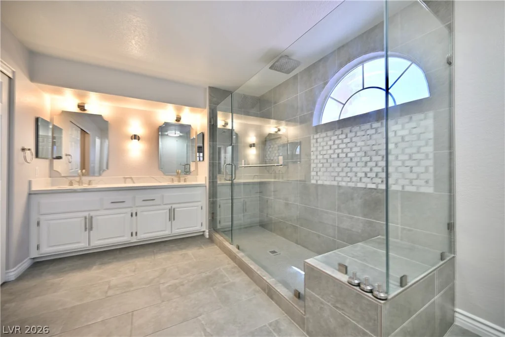 3755 Emerald Bay, Las Vegas, NV 89147