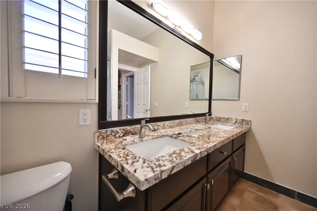 3755 Emerald Bay, Las Vegas, NV 89147