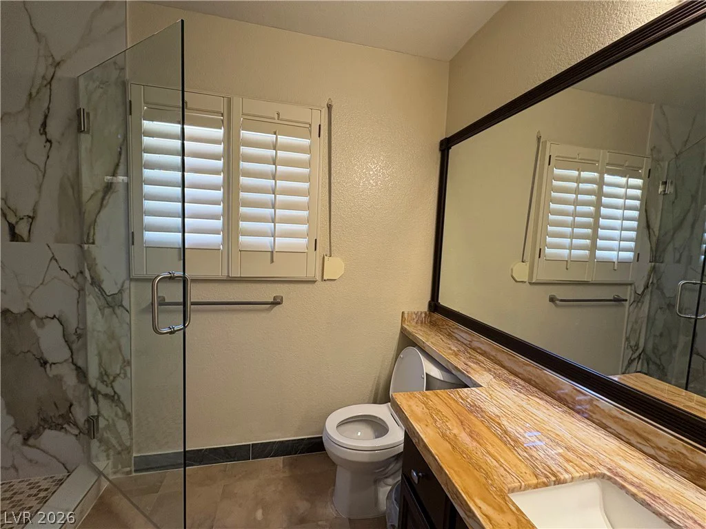 3755 Emerald Bay, Las Vegas, NV 89147
