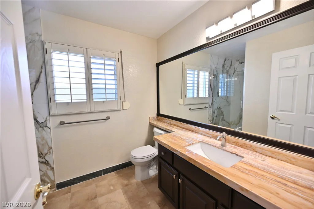 3755 Emerald Bay, Las Vegas, NV 89147