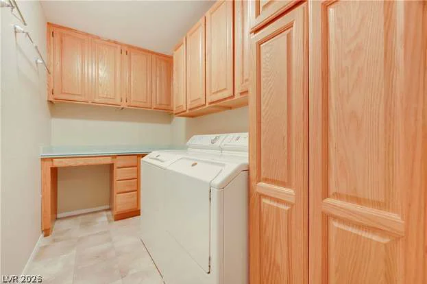 3755 Emerald Bay, Las Vegas, NV 89147