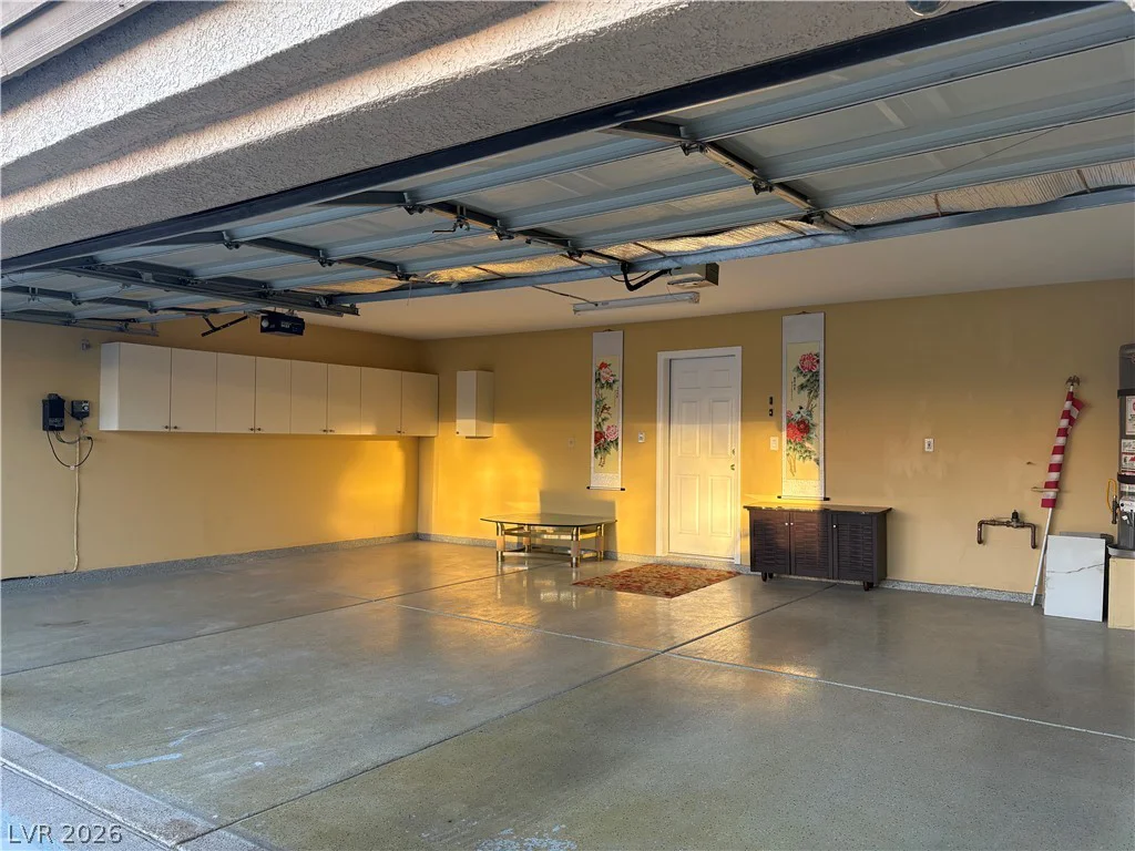 3755 Emerald Bay, Las Vegas, NV 89147