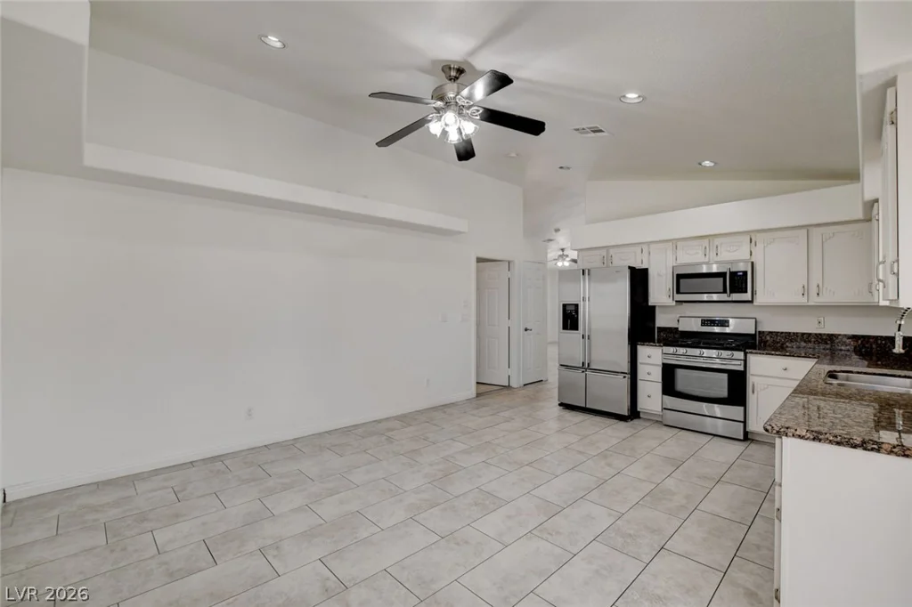 7330 Clearwater, Las Vegas, NV 89147