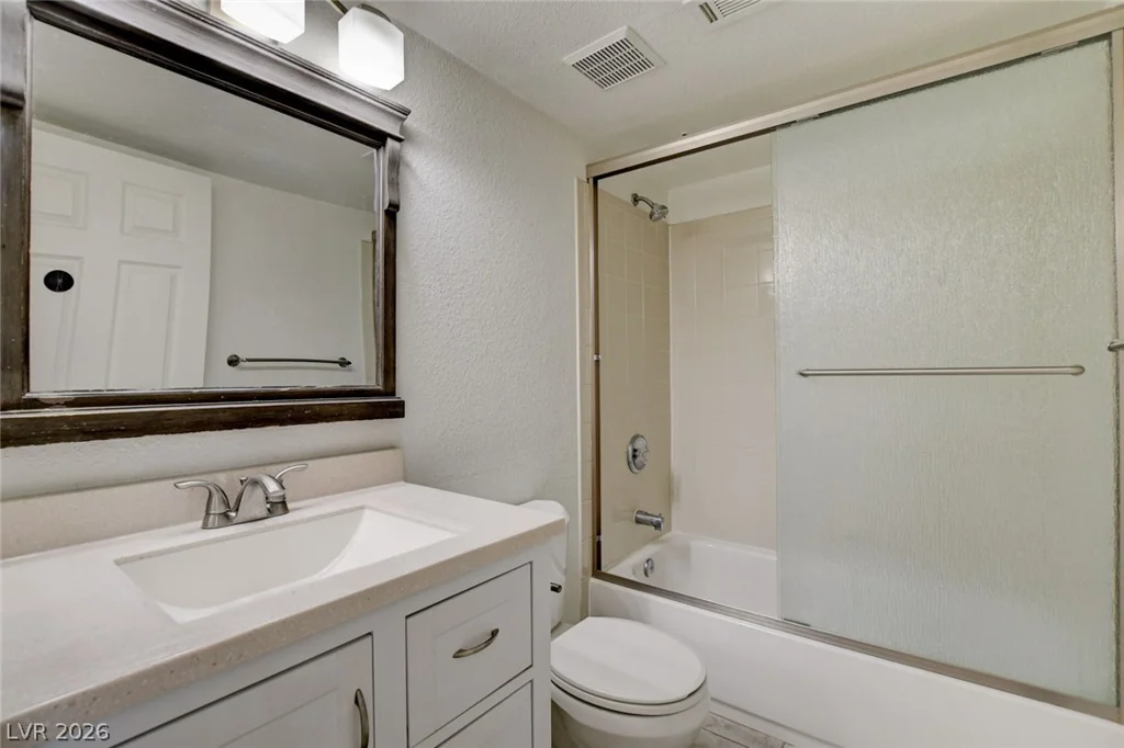 7330 Clearwater, Las Vegas, NV 89147