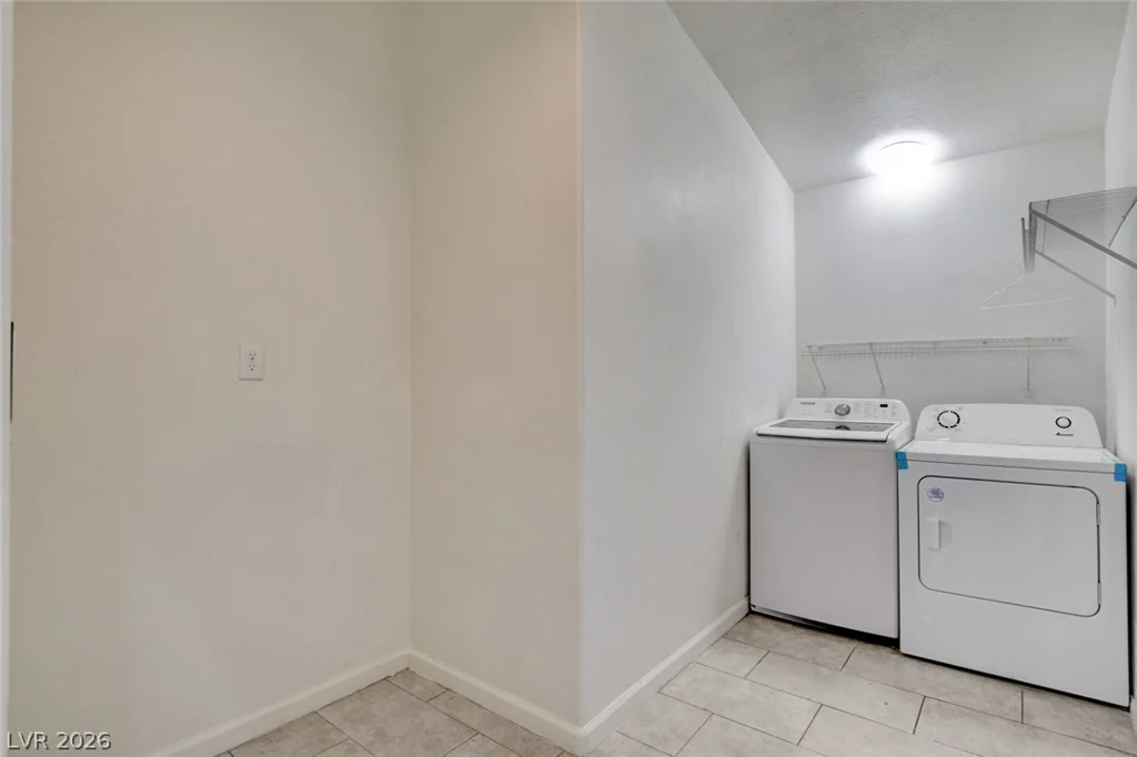 7330 Clearwater, Las Vegas, NV 89147