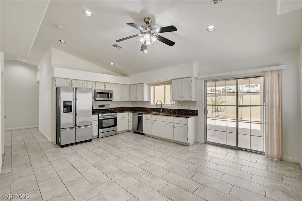 7330 Clearwater, Las Vegas, NV 89147
