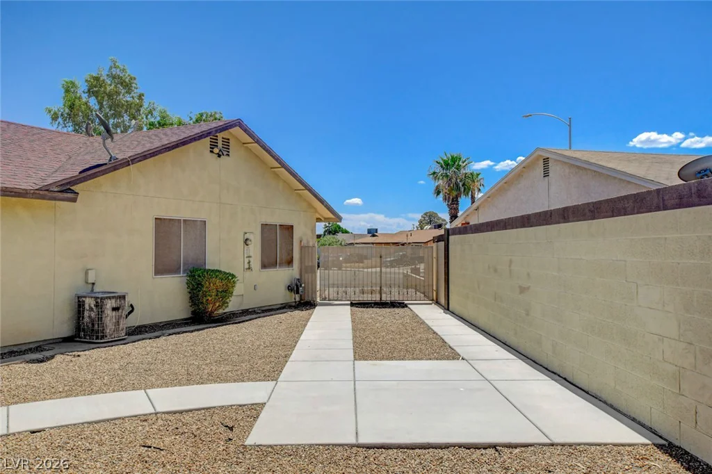 7330 Clearwater, Las Vegas, NV 89147