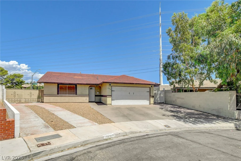 7330 Clearwater, Las Vegas, NV 89147