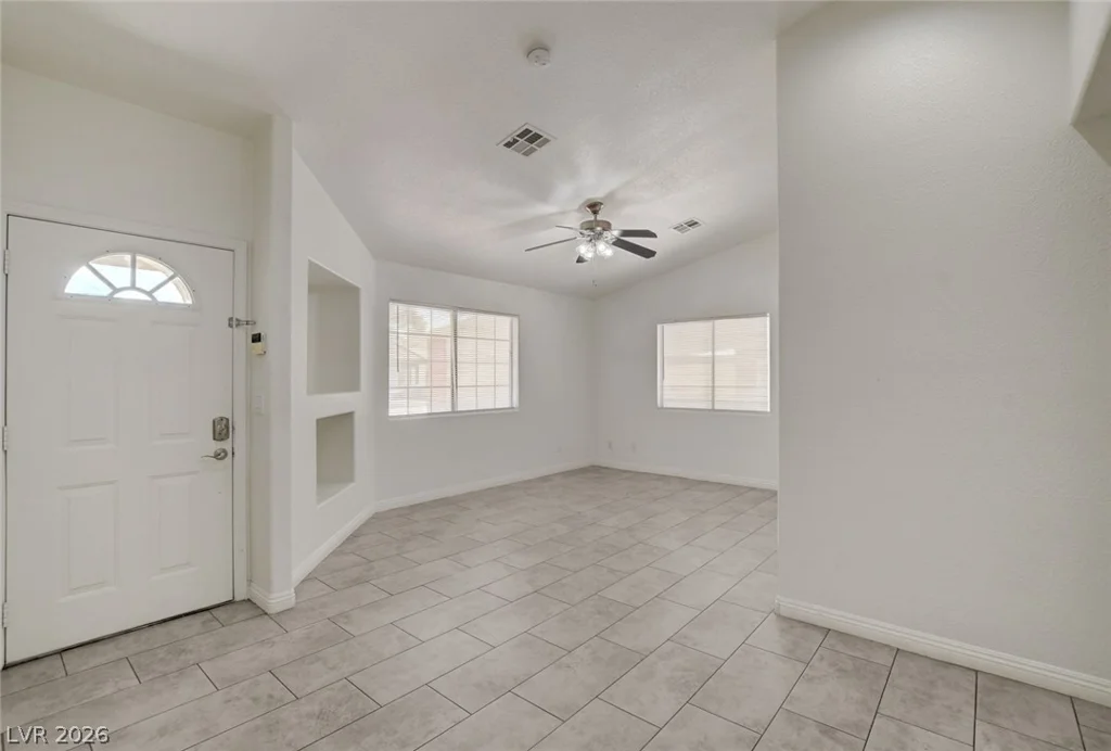 7330 Clearwater, Las Vegas, NV 89147