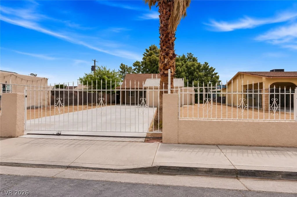 1830 Princeton, North Las Vegas, NV 89030
