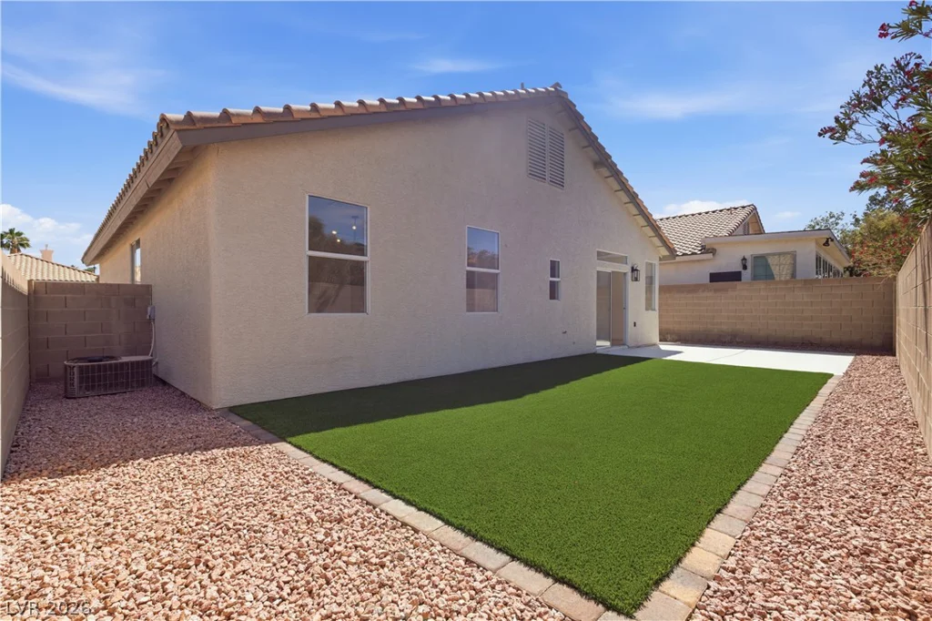 1408 Hometown, Henderson, NV 89074