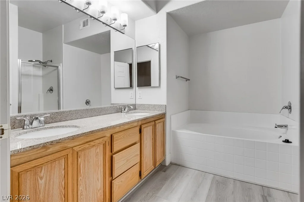 10550 Alexander, Las Vegas, NV 89129