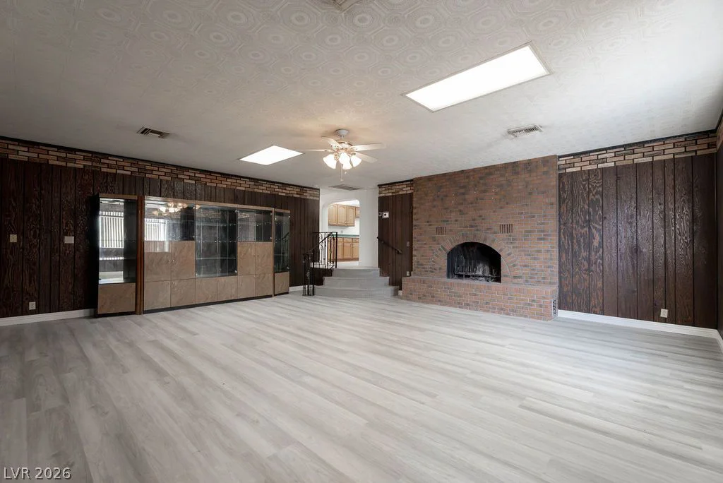 5185 Sun Valley, Las Vegas, NV 89122