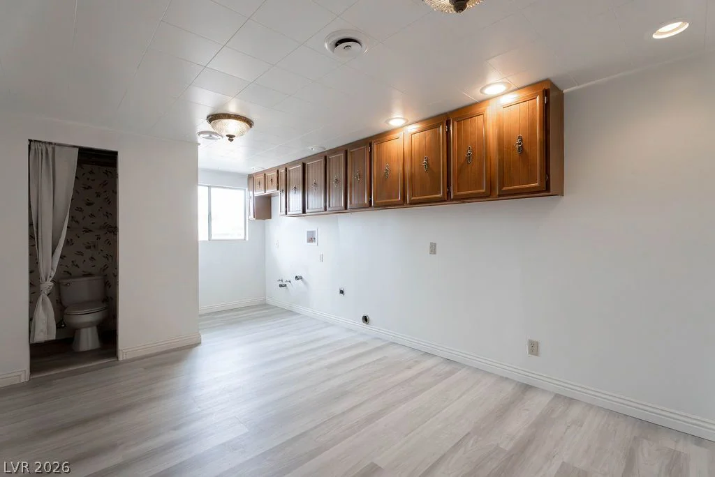 5185 Sun Valley, Las Vegas, NV 89122