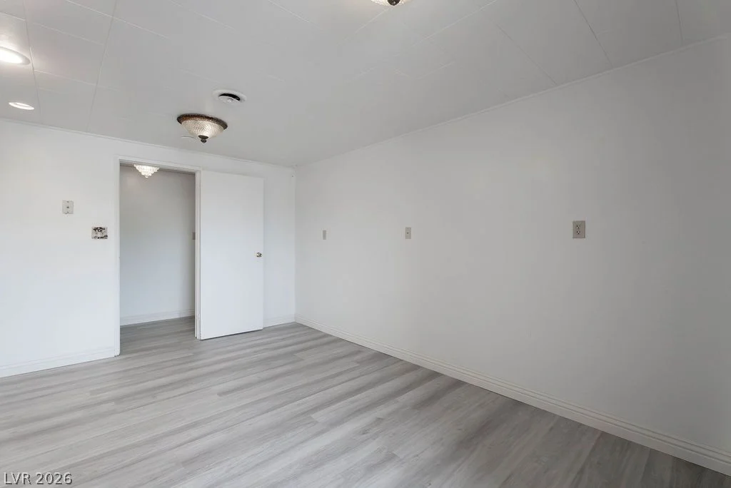 5185 Sun Valley, Las Vegas, NV 89122