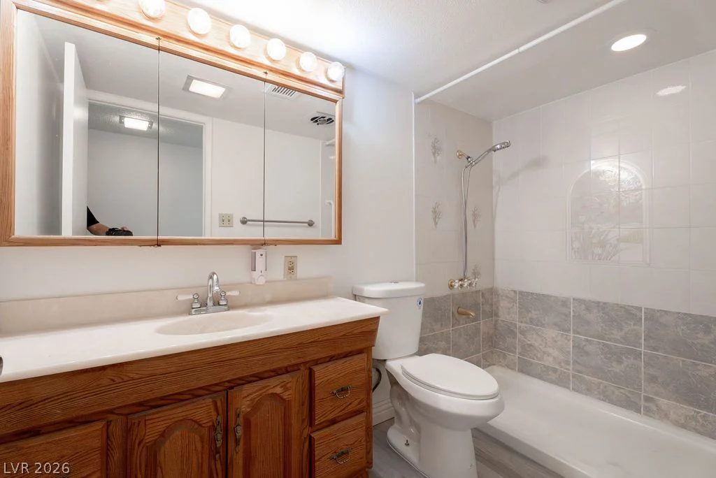 5185 Sun Valley, Las Vegas, NV 89122