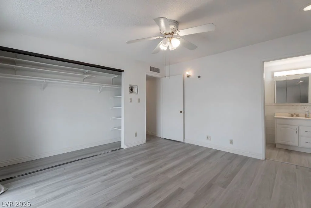 5185 Sun Valley, Las Vegas, NV 89122