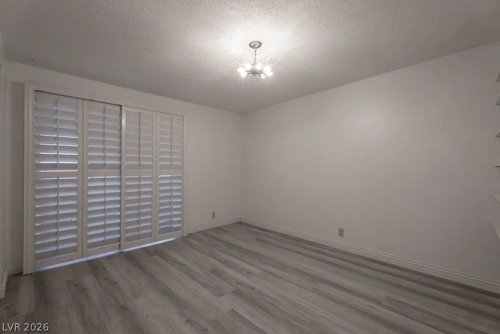 5185 Sun Valley, Las Vegas, NV 89122