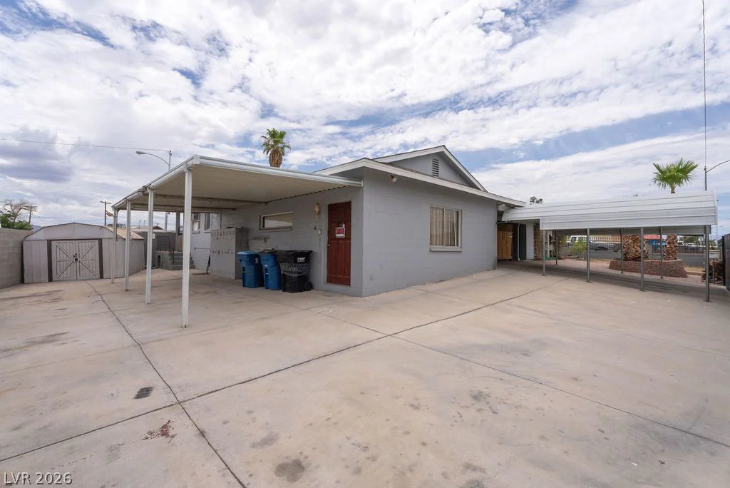 5185 Sun Valley, Las Vegas, NV 89122