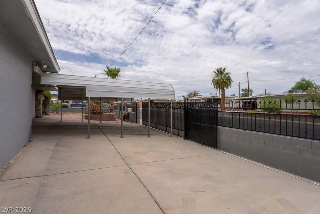 5185 Sun Valley, Las Vegas, NV 89122